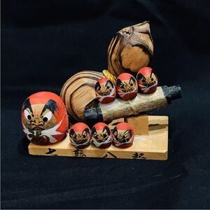 Vintage Kokeshi Daruma Dolls Wooden carving Zen Japanese Bodhidharma Good Luck